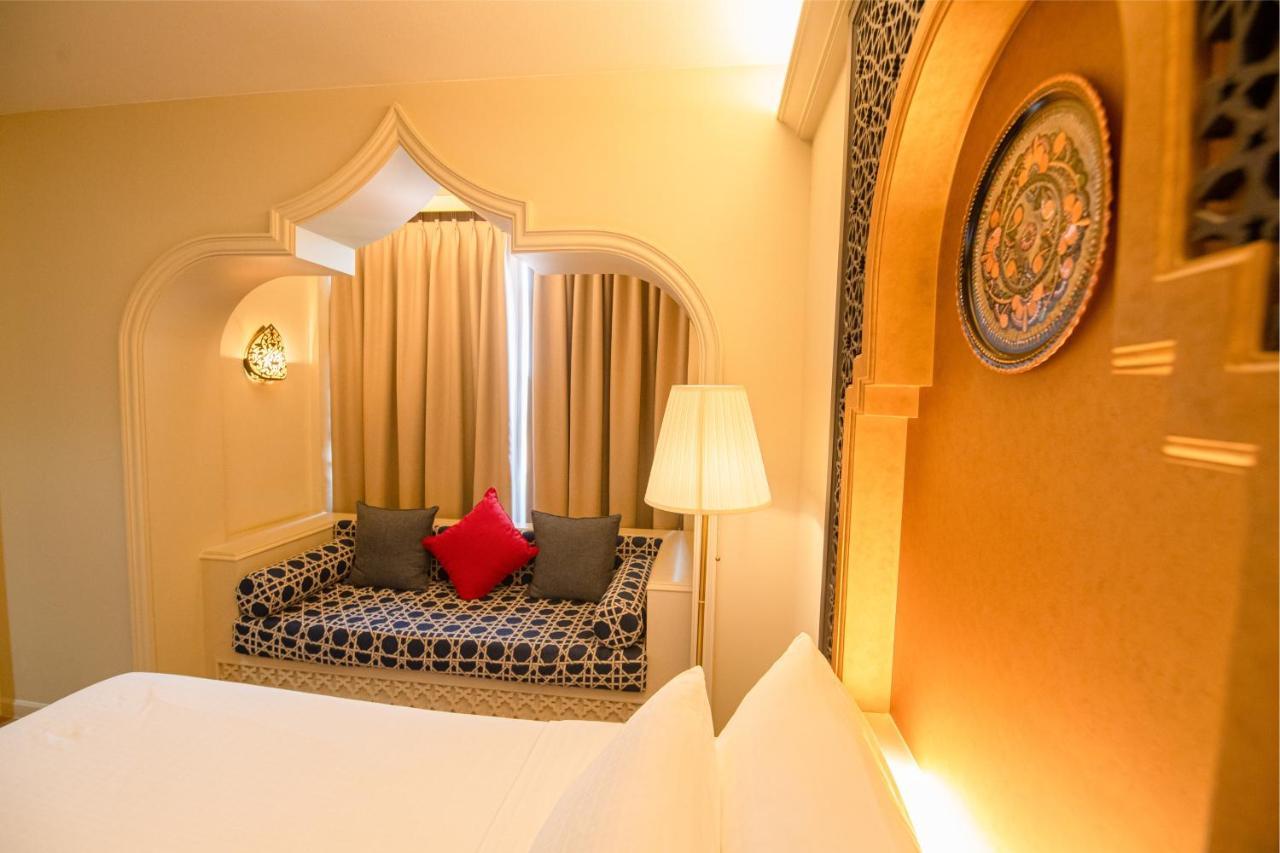Amman Unique Hotel Удон-Тхани Экстерьер фото