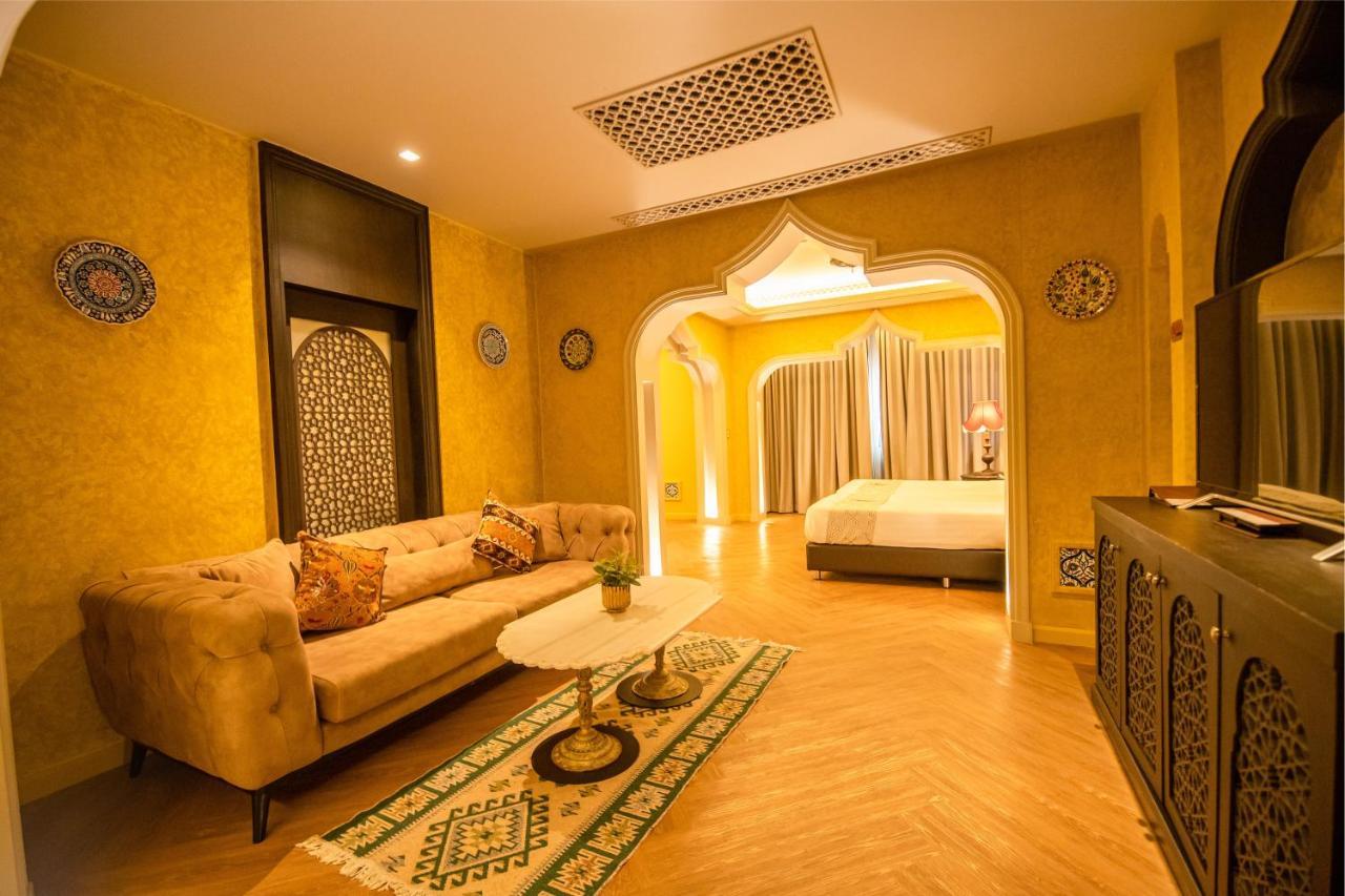 Amman Unique Hotel Удон-Тхани Экстерьер фото